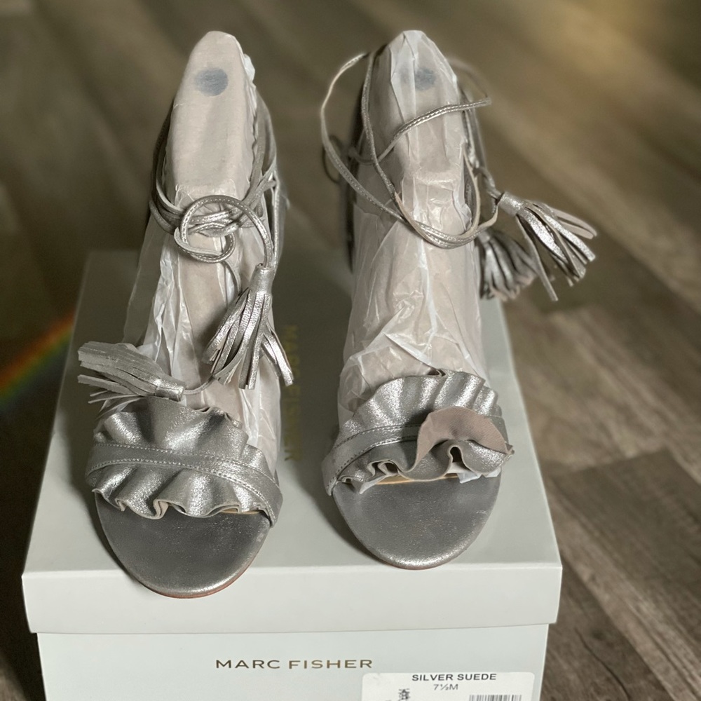 Marc Fisher tassel heel